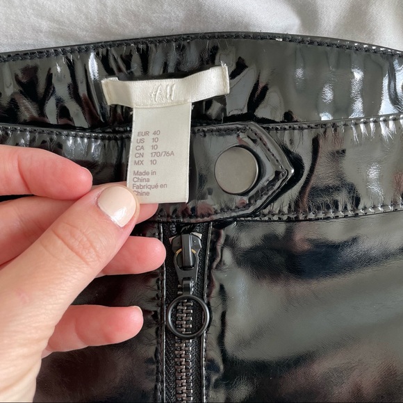 H&M Faux Leather High-Waisted Pants - Straight Leg - Picture 7 of 9